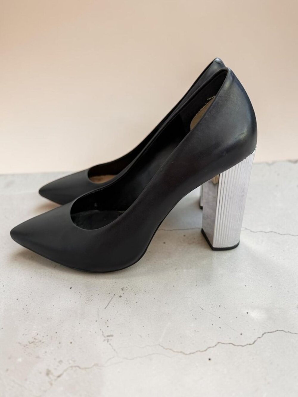 MICHAEL KORS Black Leather Silver Logo Block Heels Size 7
